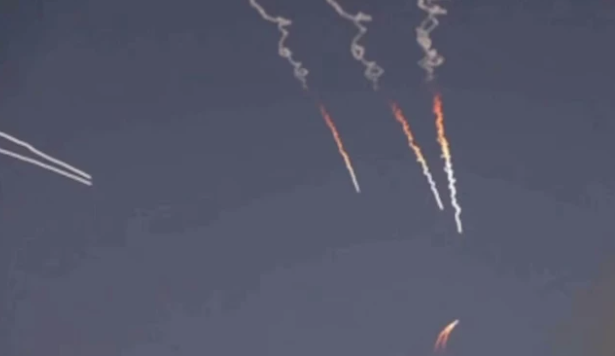 US, Iran Engage in Second Straight Day of Tit-for-Tat Strikes, Jeopardising Fragile Truce
